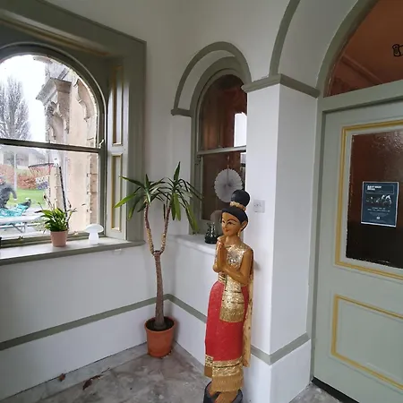 דירה Upper East Wing In Richmond House *