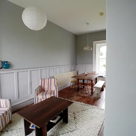 Apartment Upper East Wing In Richmond House *